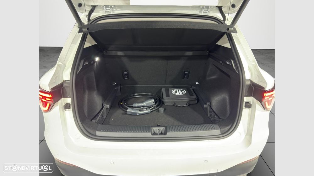 MG ZS EV 50.3 kWh Luxury - 12