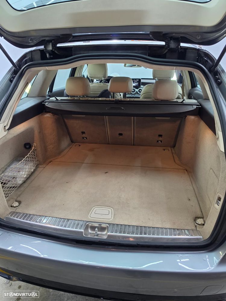 Mercedes-Benz C 200 d Avantgarde - 23