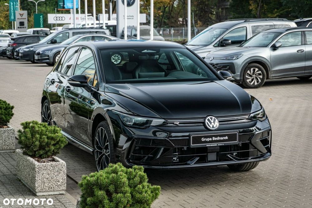 Volkswagen Golf - 5