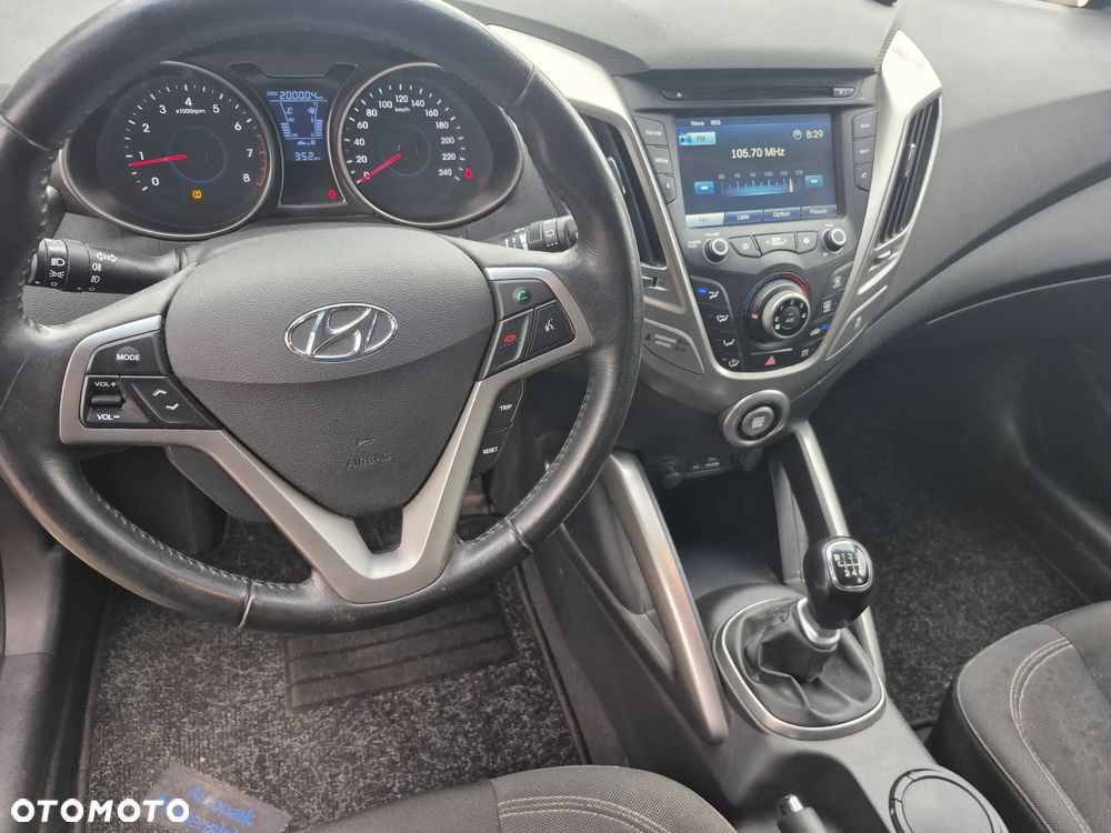 Hyundai Veloster 1.6 blue Style - 6