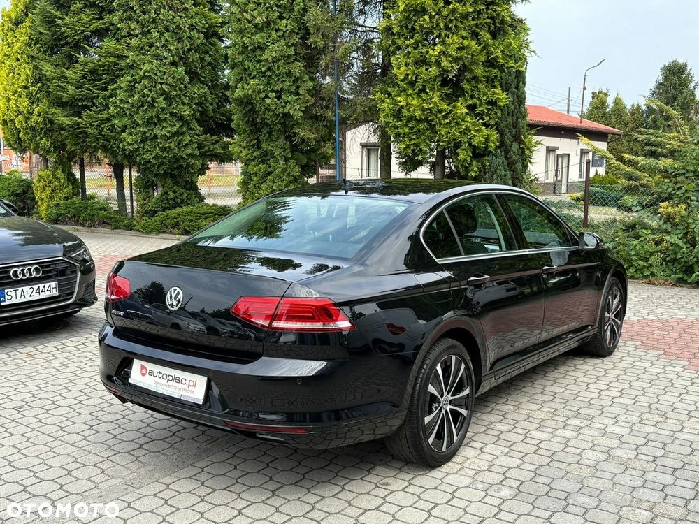 Volkswagen Passat - 6