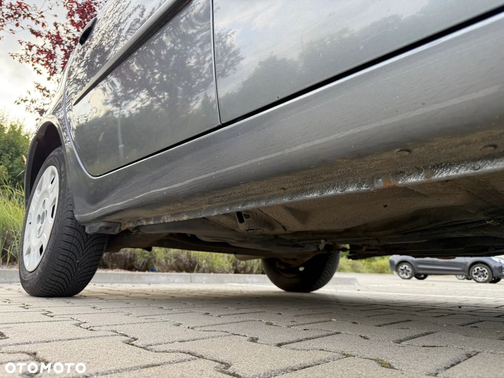 Fiat Punto 1.2 8V Active - 3