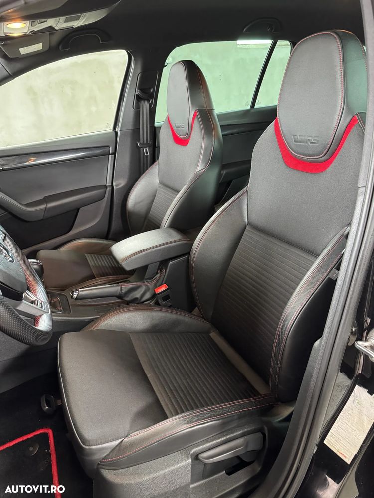 Skoda Octavia Combi Diesel 2.0 TDI RS - 13