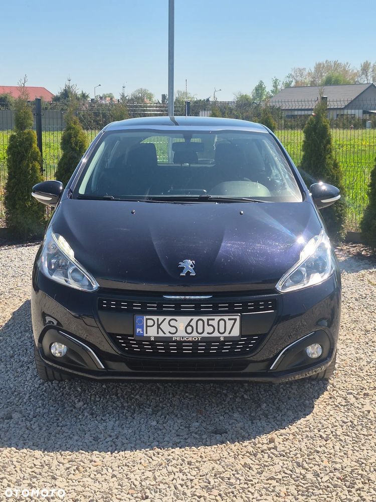 Peugeot 208 - 6