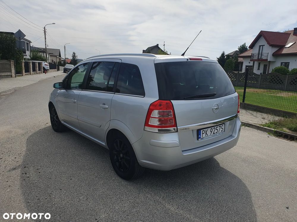 Opel Zafira 1.8 Enjoy - 4