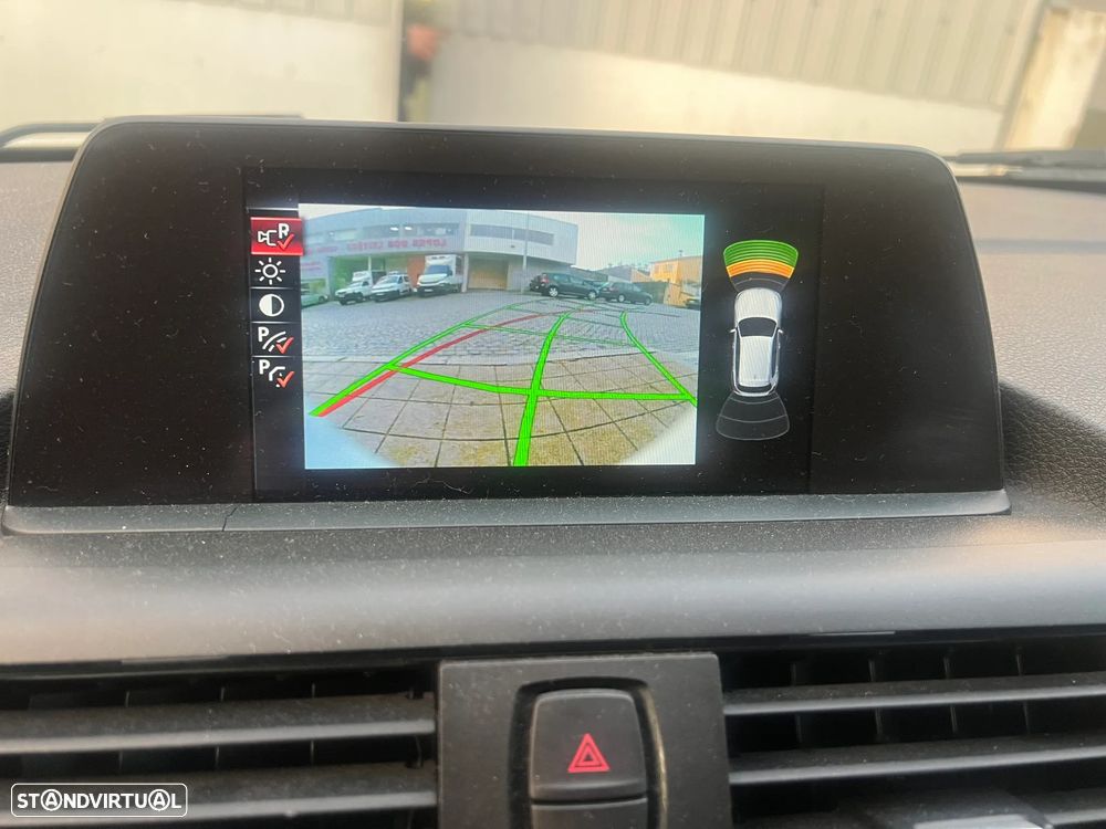 BMW 116 d Pack M - 6