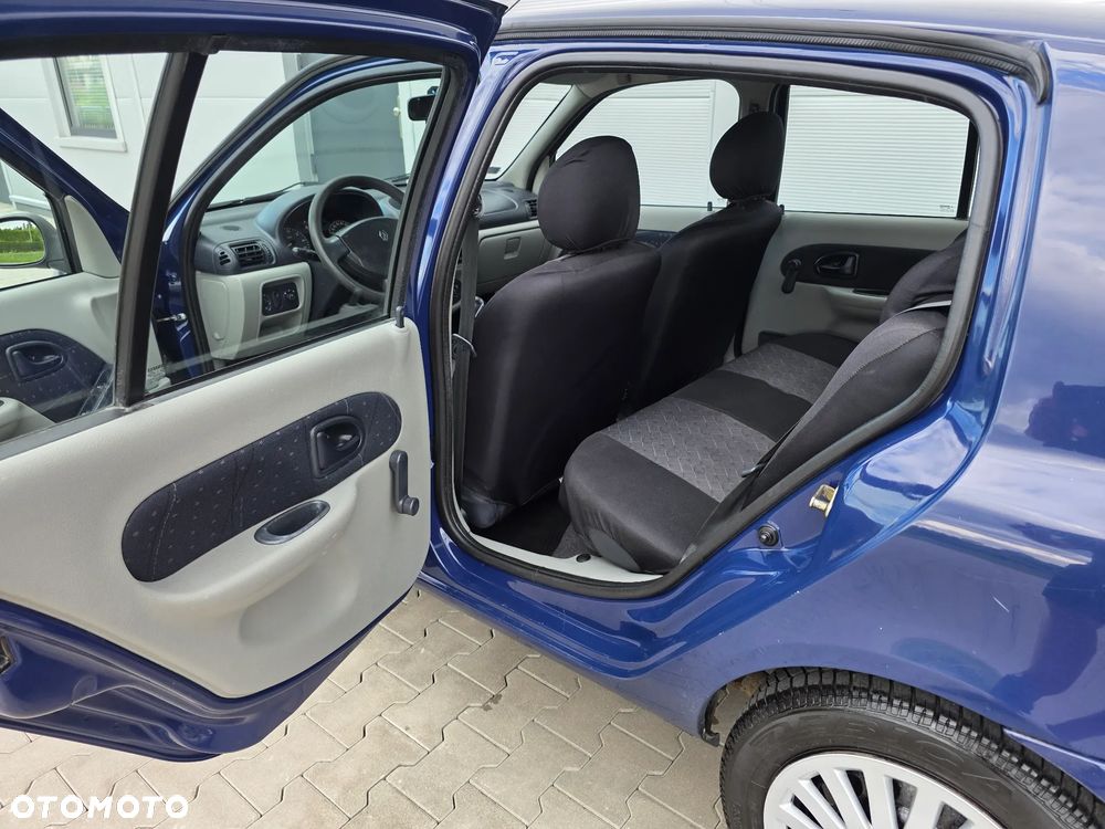 Renault Thalia 1.4 16V Expression - 15