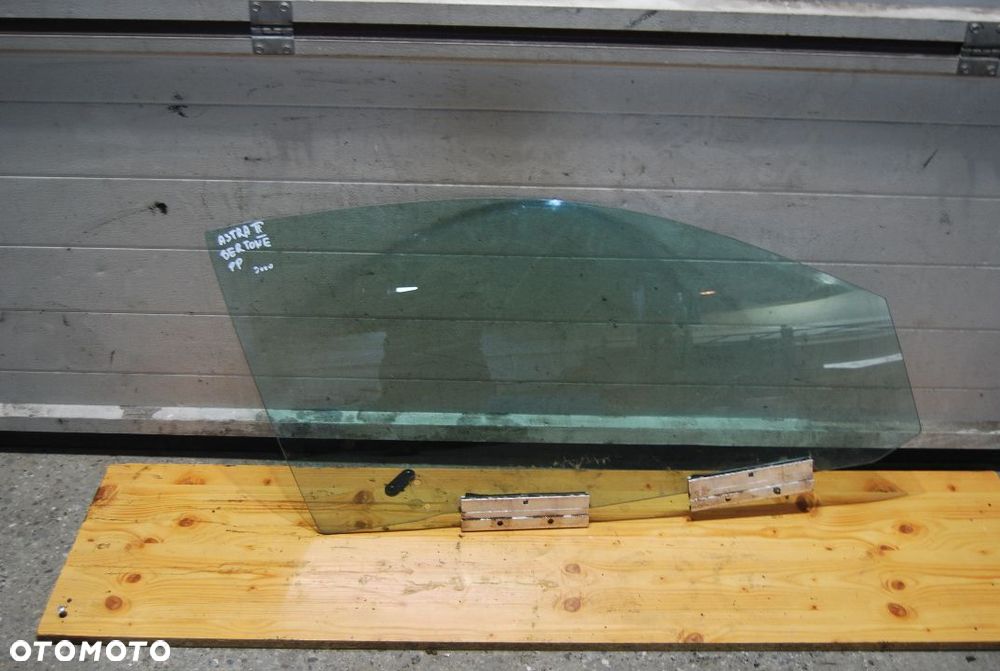 SZYBA DRZWI PRAWY PRZÓD OPEL ASTRA II BERTONE 2000R. - 1