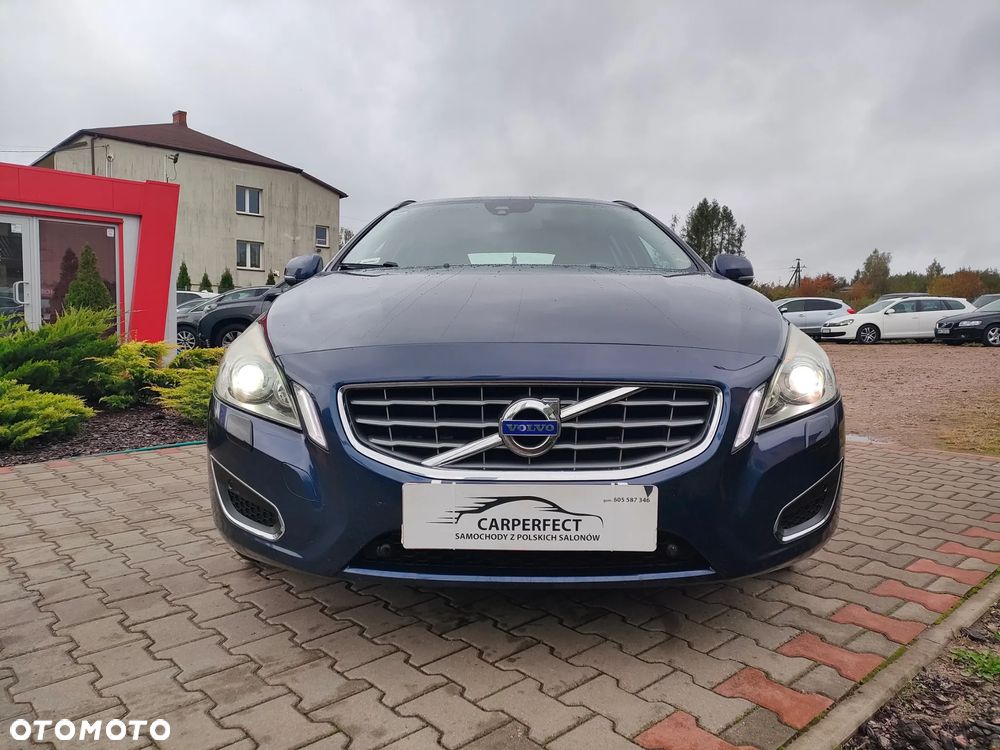 Volvo V60 D3 Geartronic Momentum - 11