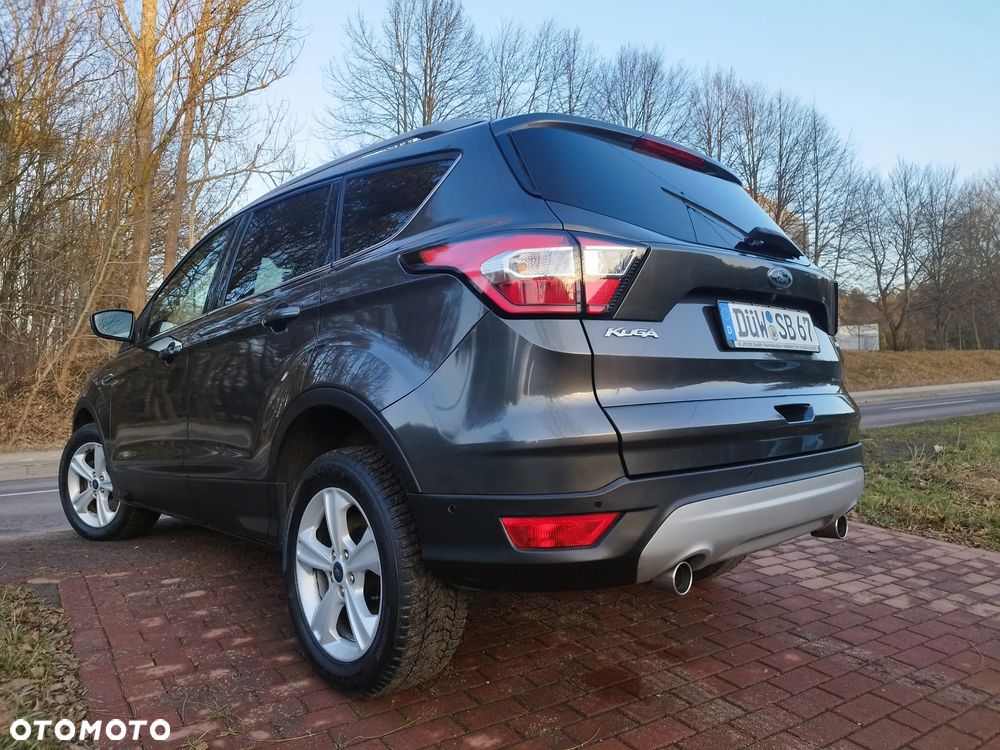 Ford Kuga - 8
