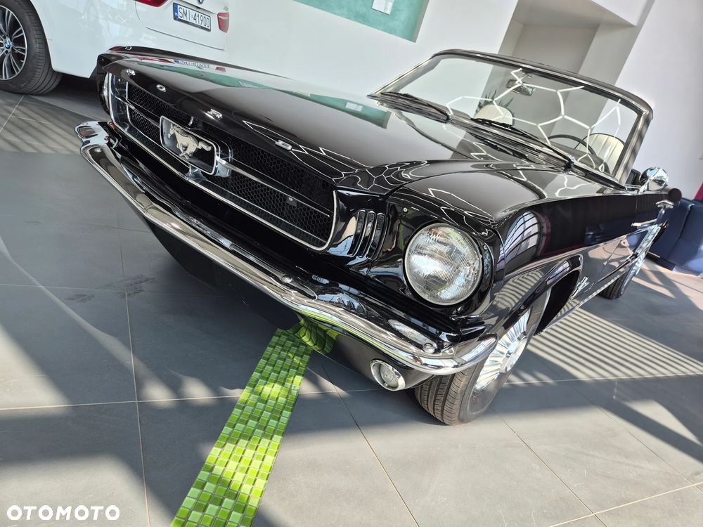 Ford Mustang - 15