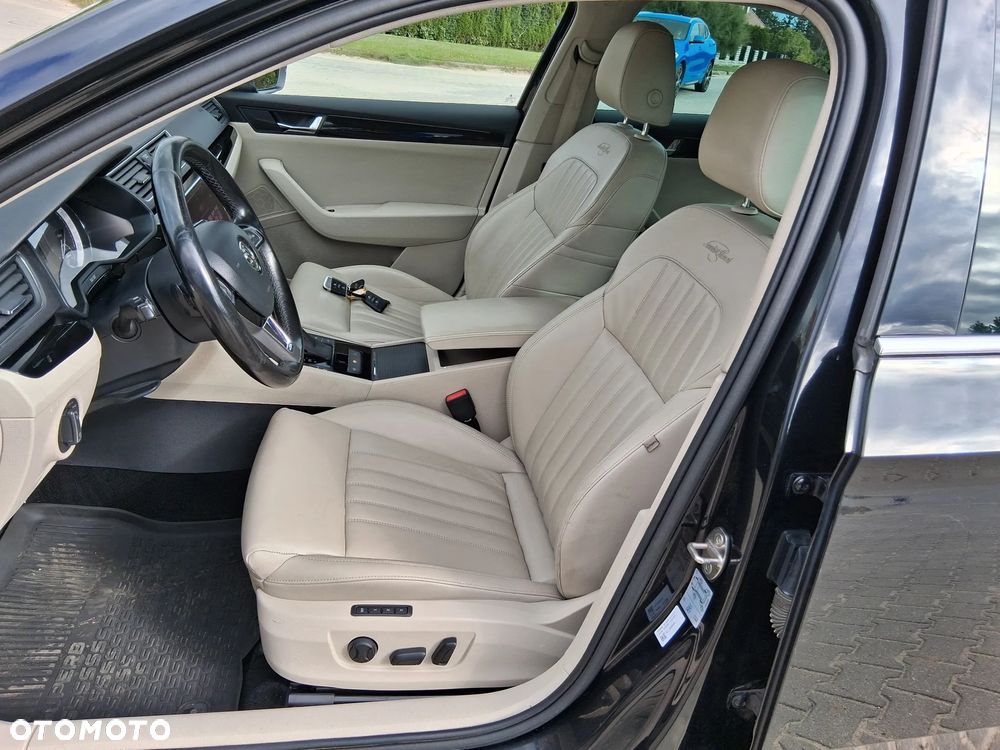 Skoda Superb 2.0 TSI 4x4 L&K DSG - 9