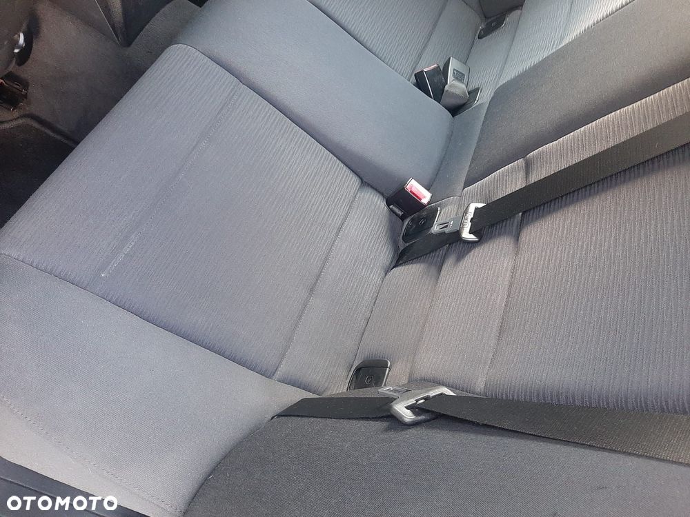 BMW Seria 1 116d EfficientDynamics Edition - 29