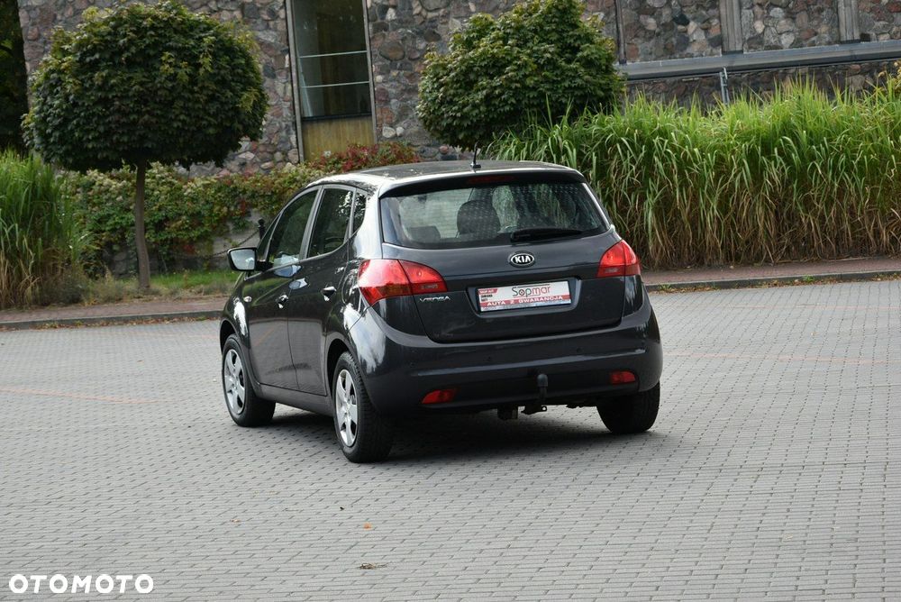 Kia Venga - 19
