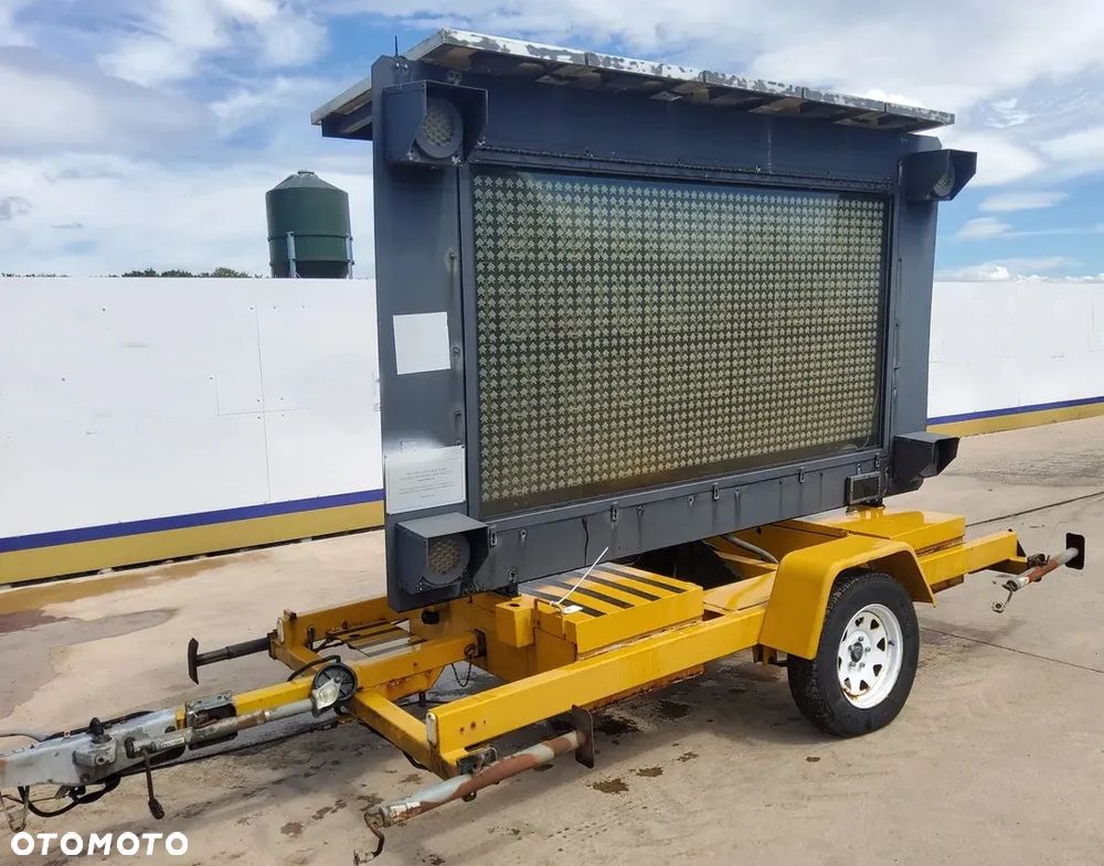 Inny American Signal - 1