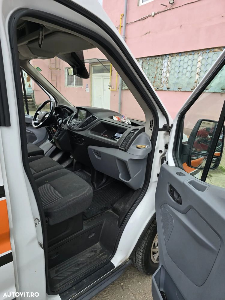 Ford Transit - 10
