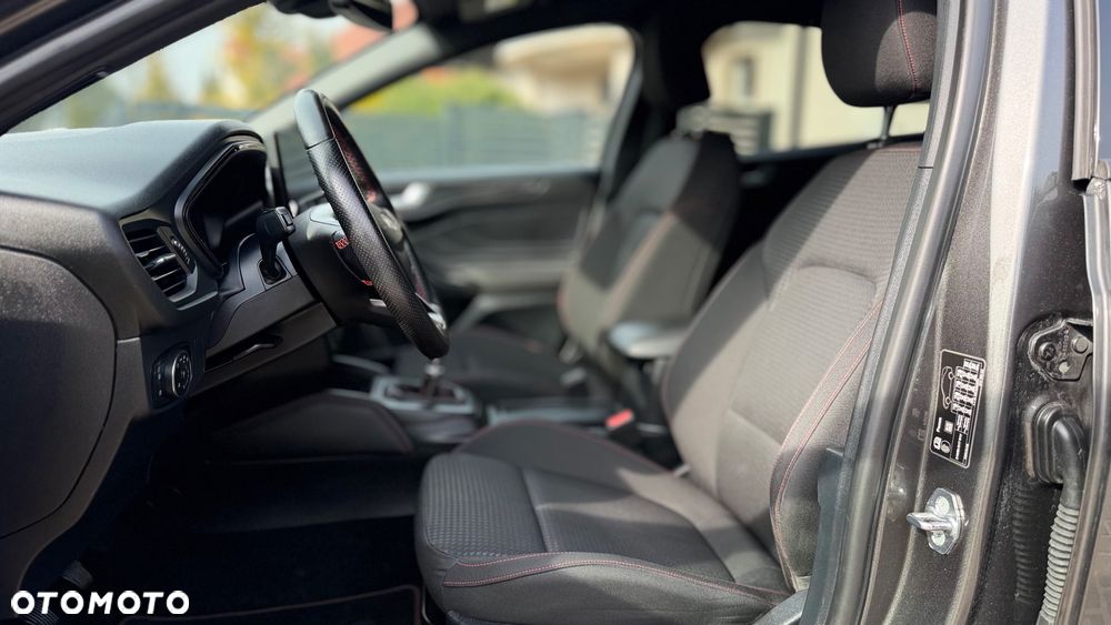 Ford Focus ver-1-0-ecoboost-mhev-st--line - 18