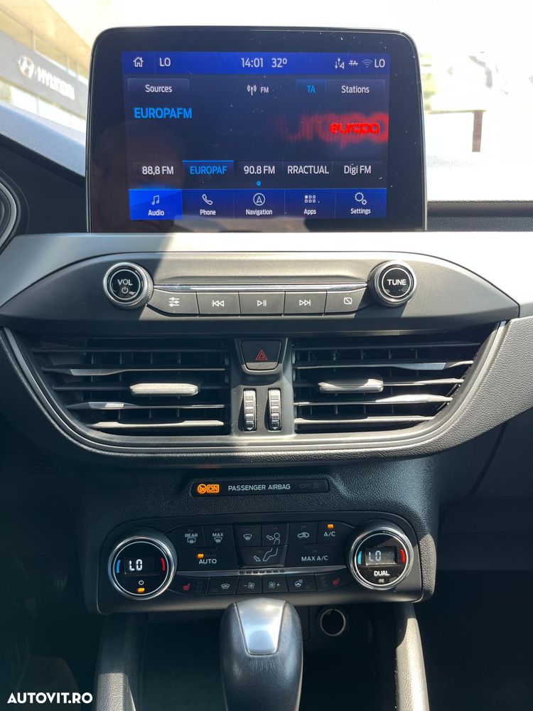 Ford Focus 1.0 EcoBoost MHEV ST-Line X - 9