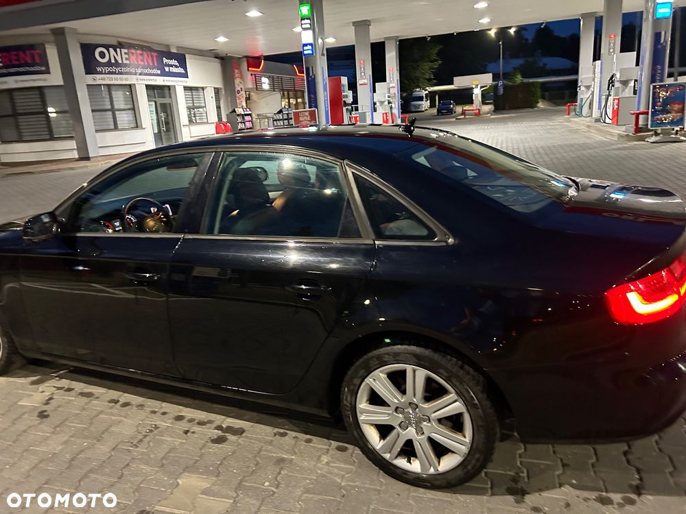 Audi A4 Limousine - 7