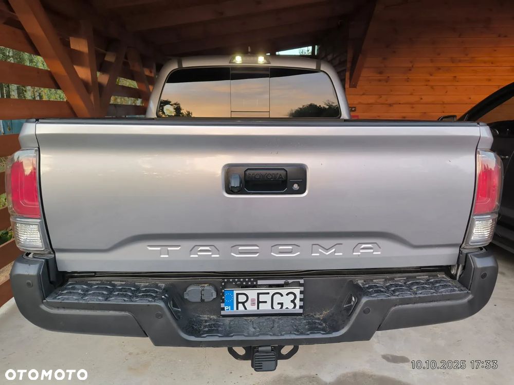 Toyota Tacoma - 5