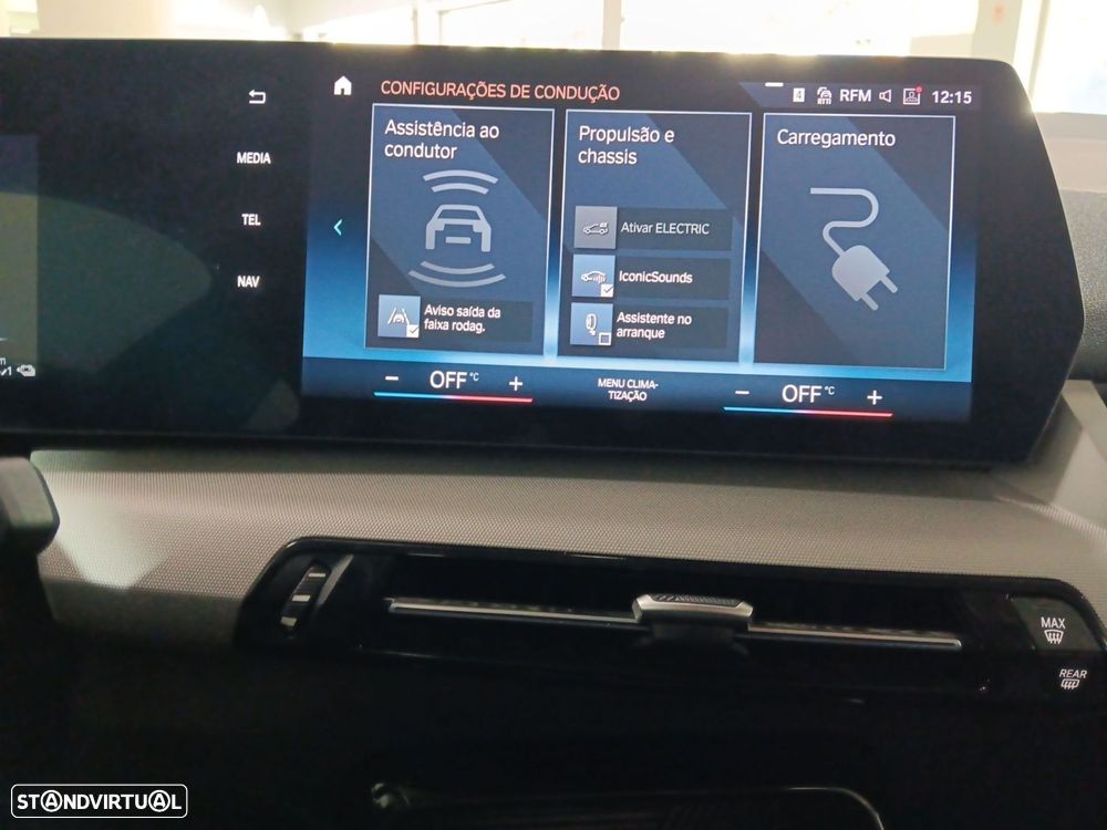 BMW 225xe Active Tourer e xDrive - 26