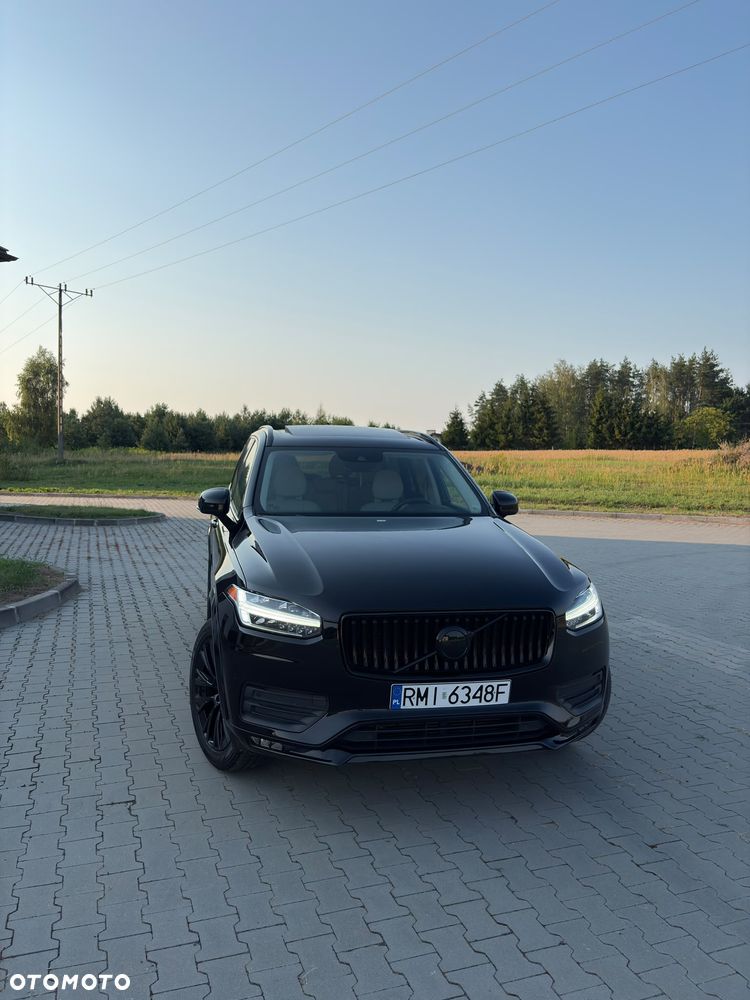 Volvo XC 90 - 8