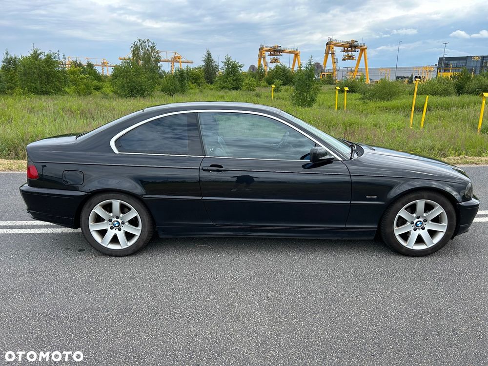 BMW Seria 3 325i - 8