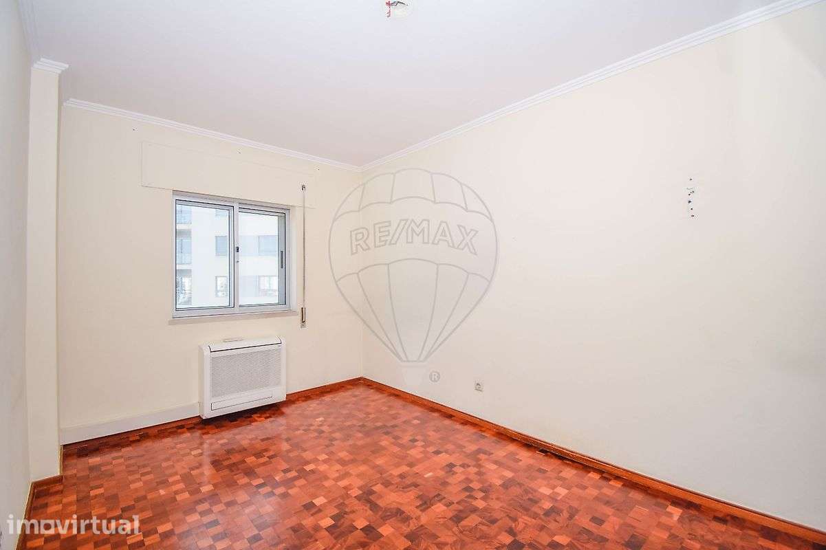 Apartamento T2 para arrendamento - Grande imagem: 2/16