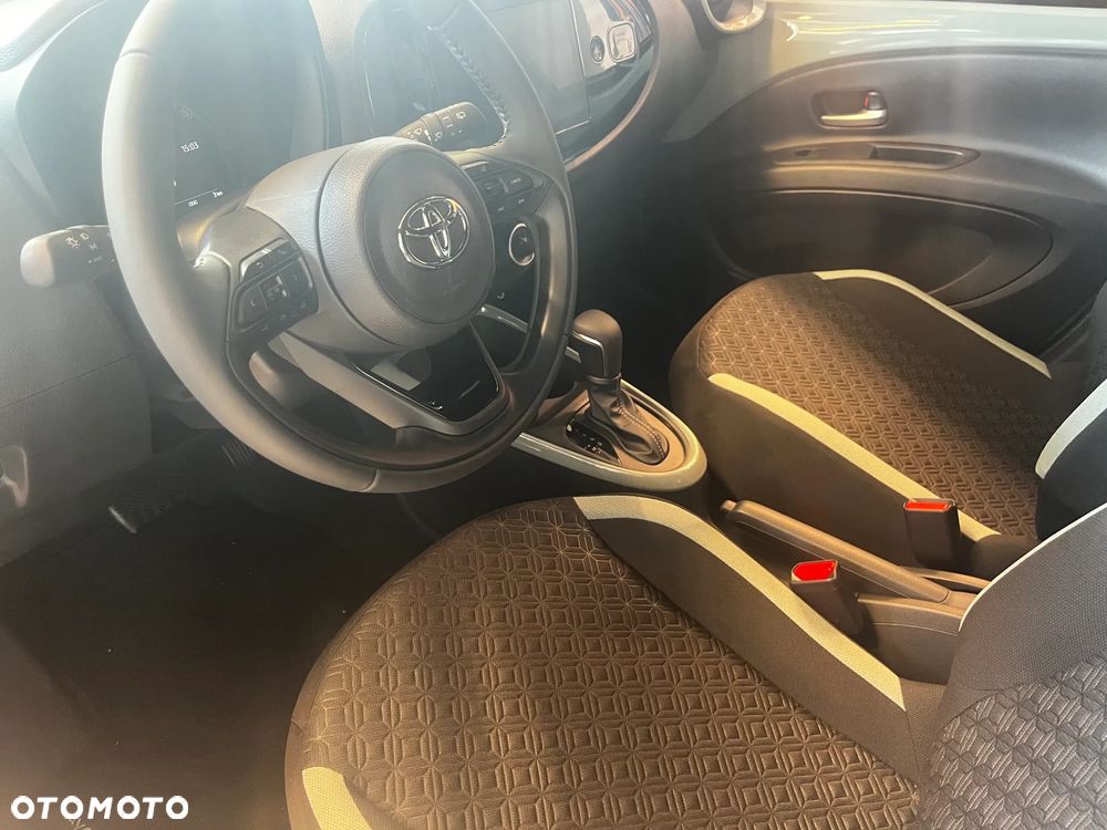 Toyota Aygo X 1.0 VVT-i Style - 11