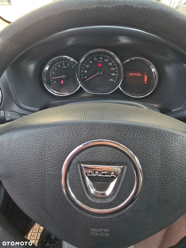 Dacia Logan 1.2 16V Laureate - 12