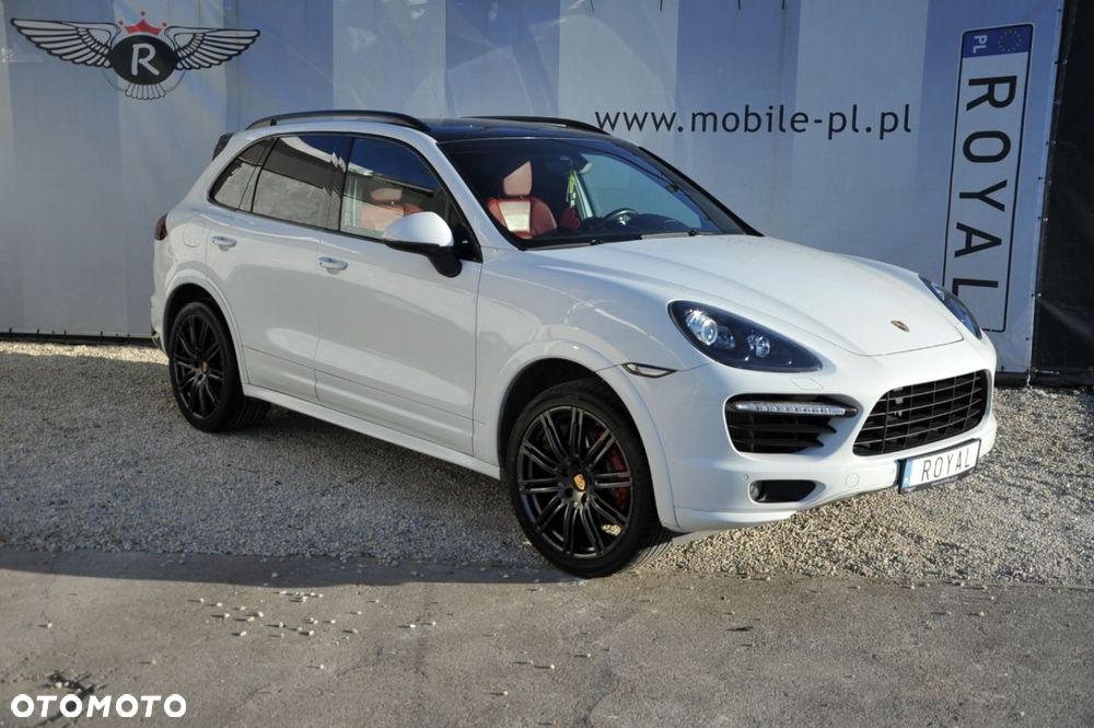 Porsche Cayenne - 18