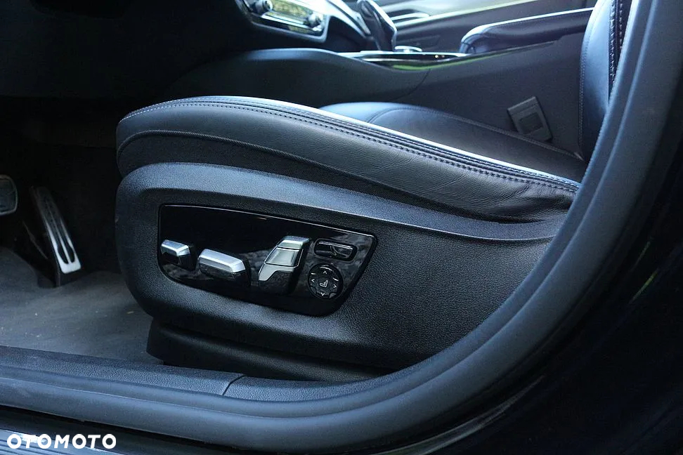 BMW 6GT 630d M Sport - 34