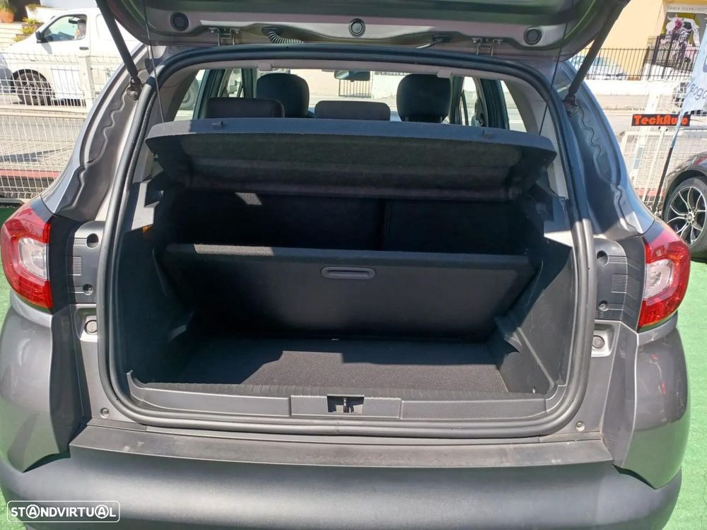 Renault Captur 0.9 TCE - 11