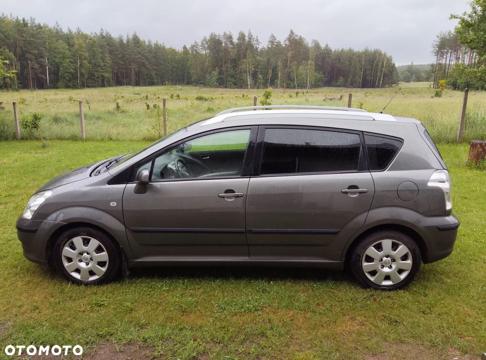 Toyota Corolla Verso 2.0 D-4D Sol 7os - 1