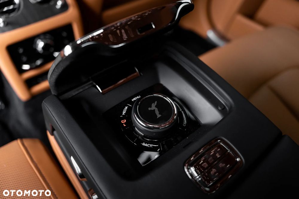 Rolls-Royce Ghost Standard - 24