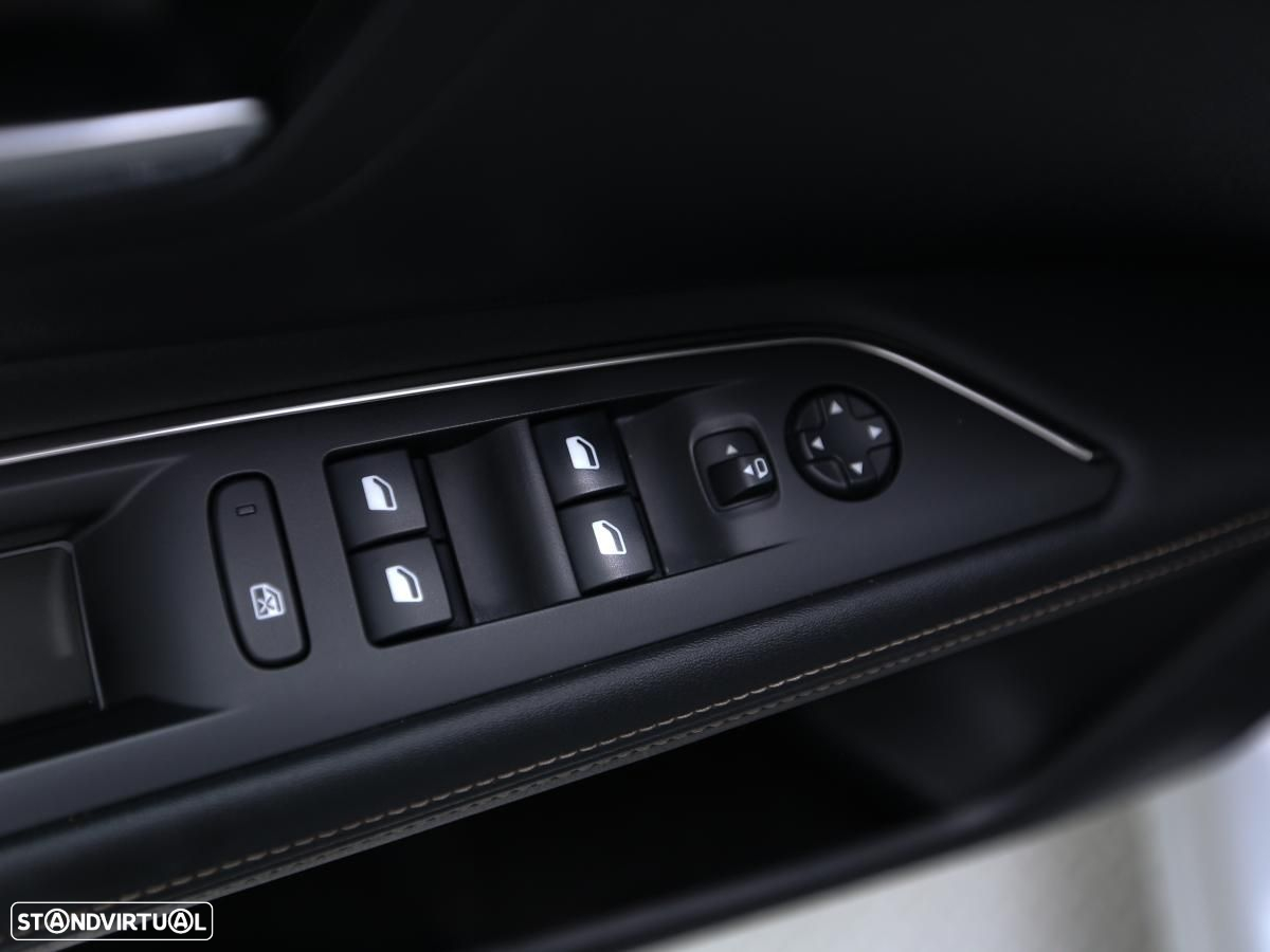Peugeot 3008 - 14