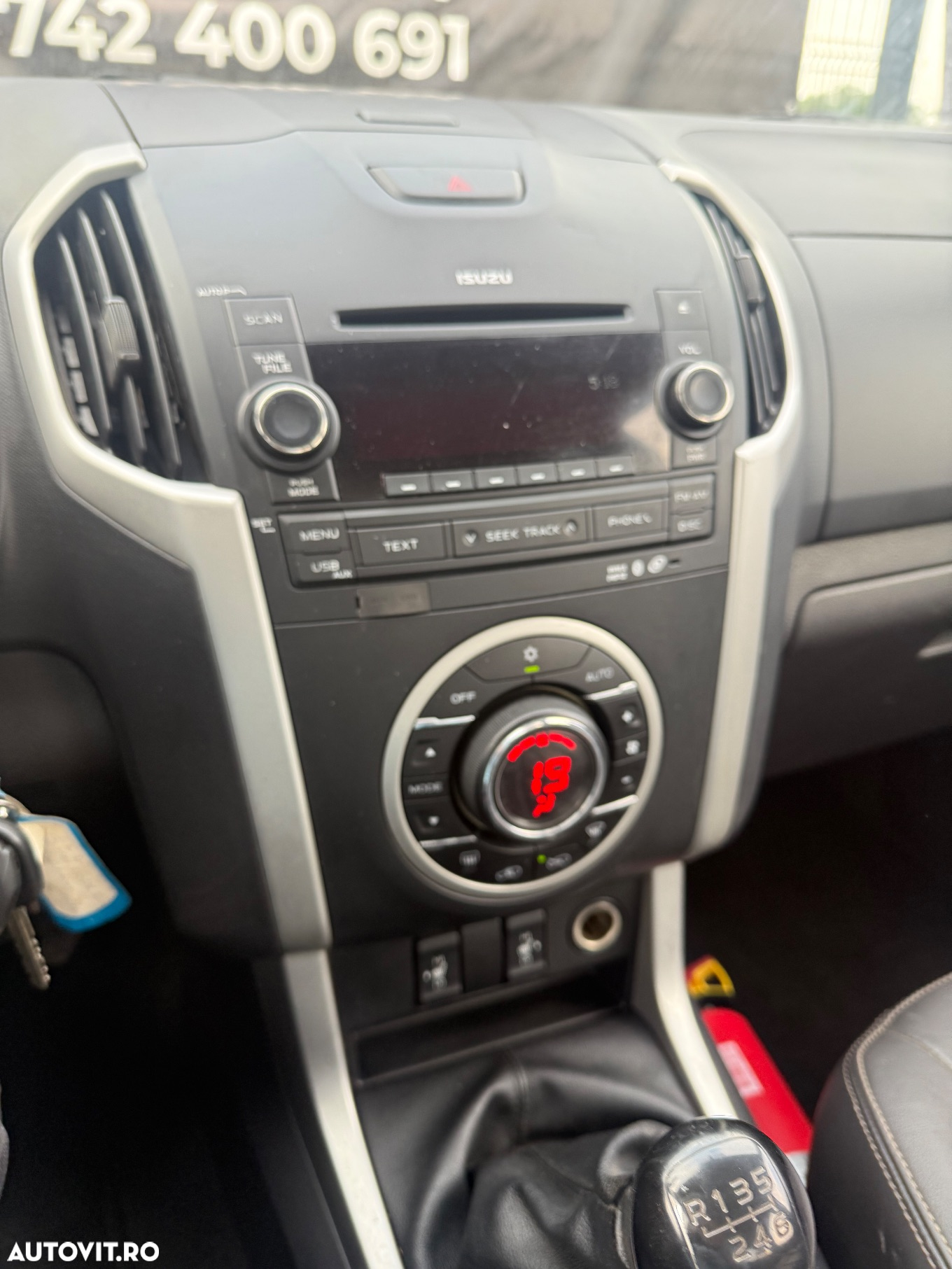 Isuzu D-Max 4x4 Double Cab Premium - 25