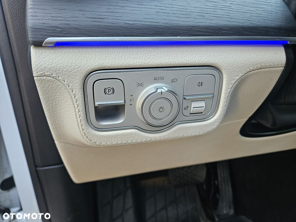 Mercedes-Benz GLE - 28