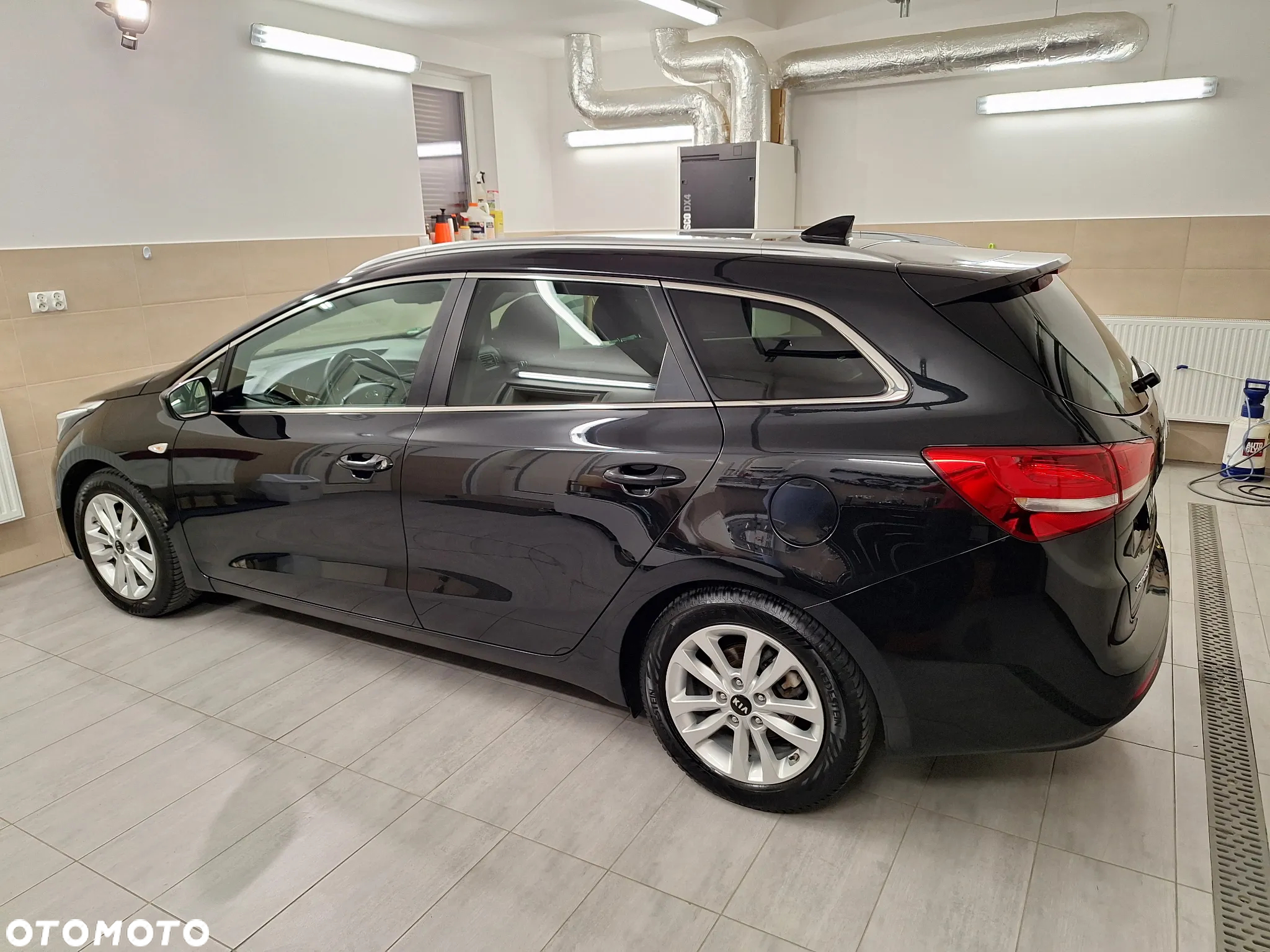 Kia Ceed 1.4 CVVT SW Dream Team Edition - 8