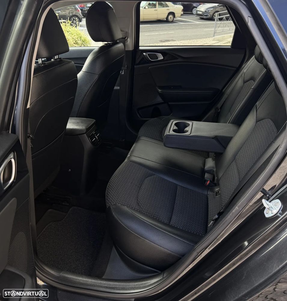 Kia Ceed SW 1.6 CRDi TX - 22