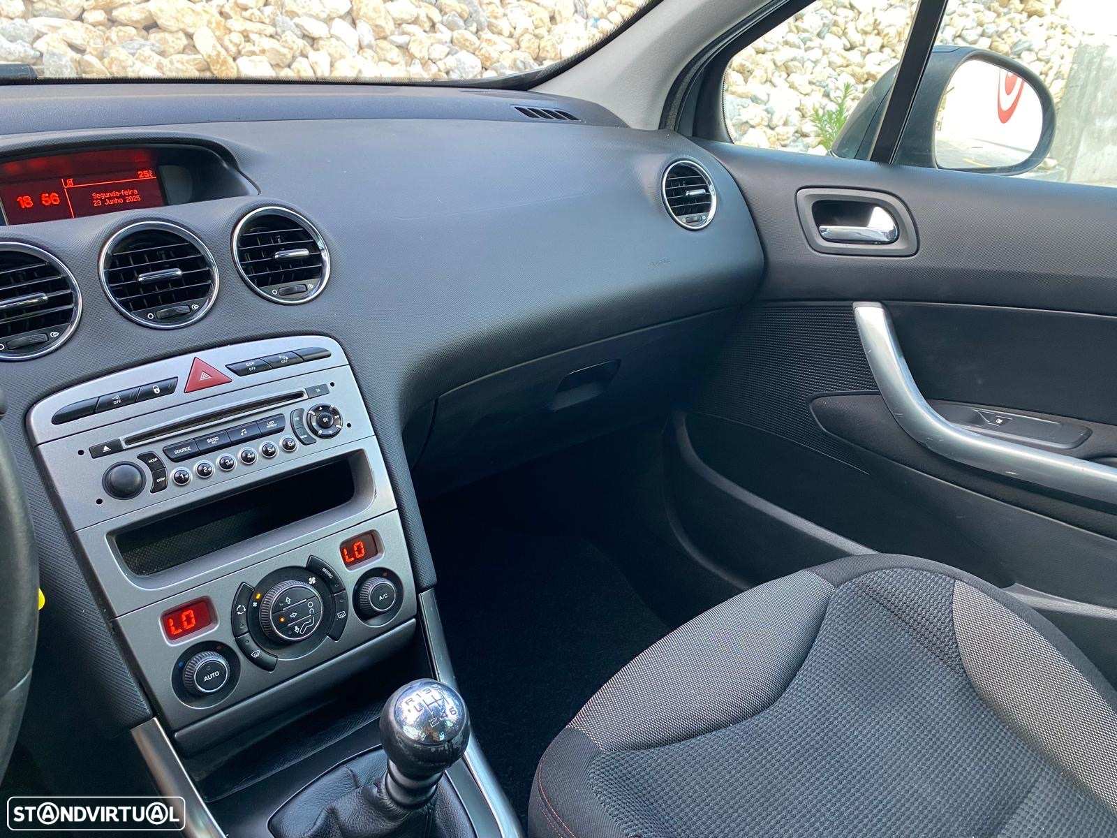 Peugeot 308 SW 1.6 HDi Sport CVM6 - 34