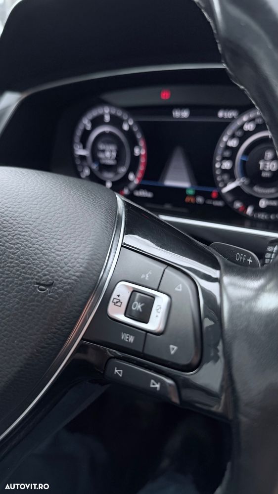 Volkswagen Tiguan - 20