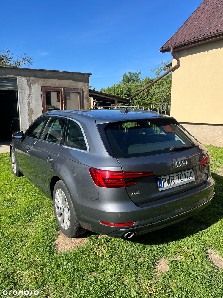 Audi A4 Avant 2.0 TDI S tronic - 10