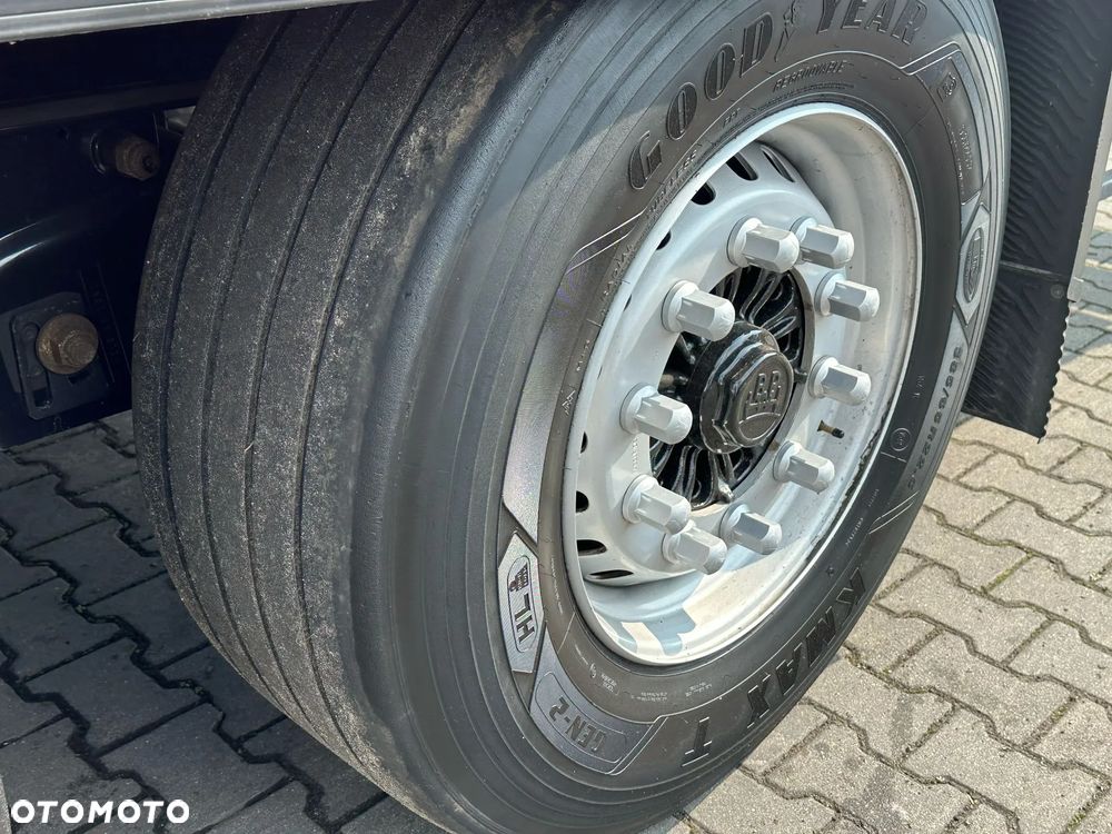 Krone STANDARD / FIRANKA / XL / FABRYCZNE OGUMIENIE / MAŁY PRZEBIEG / STAN BARDZO DOBRY - 11