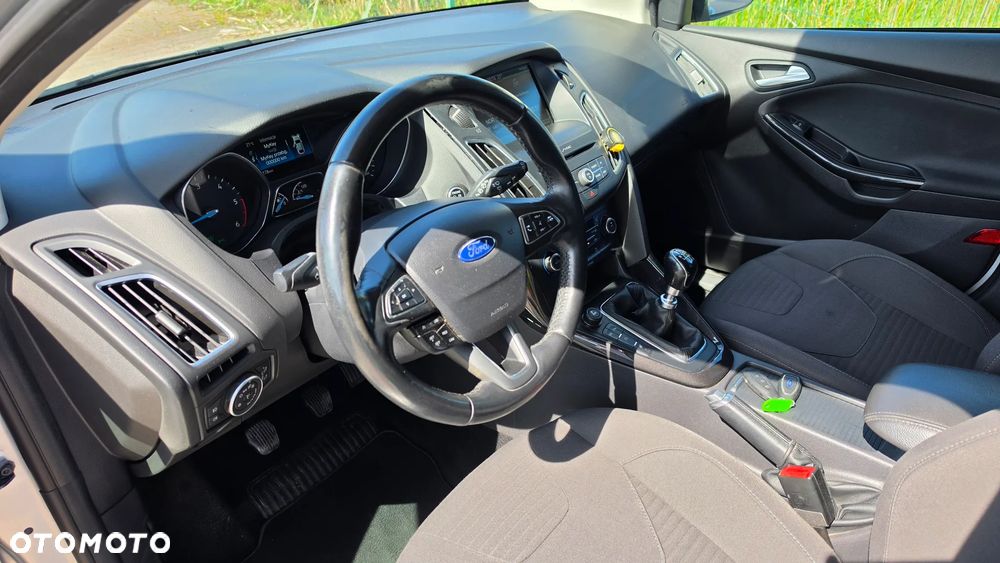 Ford Focus 1.6 TDCi DPF Start-Stopp-System Titanium - 10
