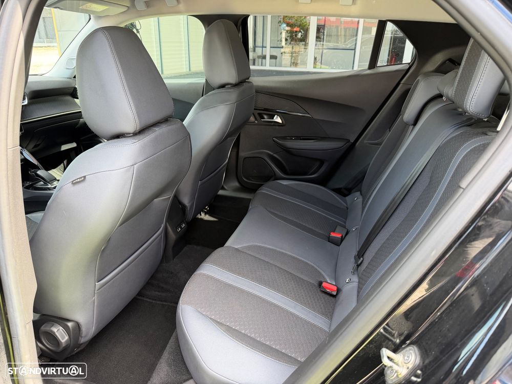 Peugeot e-2008 50 kWh Allure Pack - 16