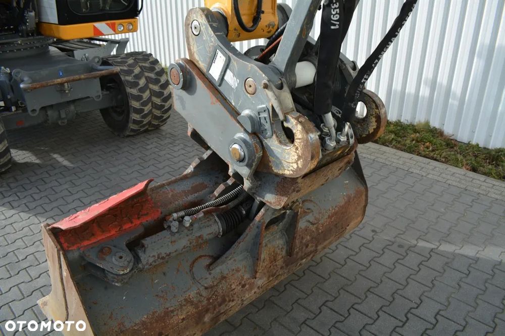 Liebherr A 918 Compact - 19