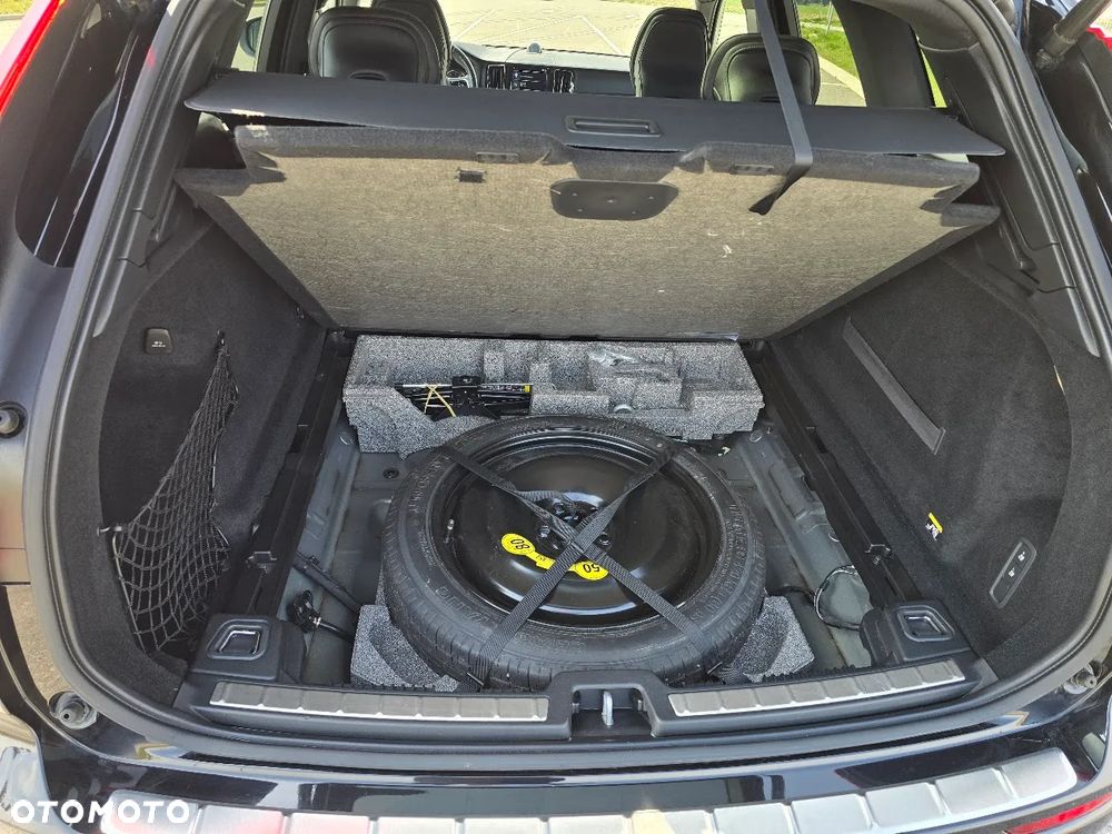 Volvo XC 60 T6 AWD Geartronic RDesign - 10