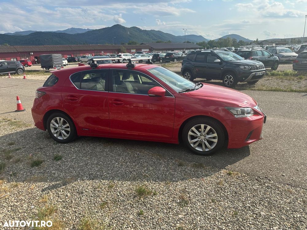 Lexus CT - 15