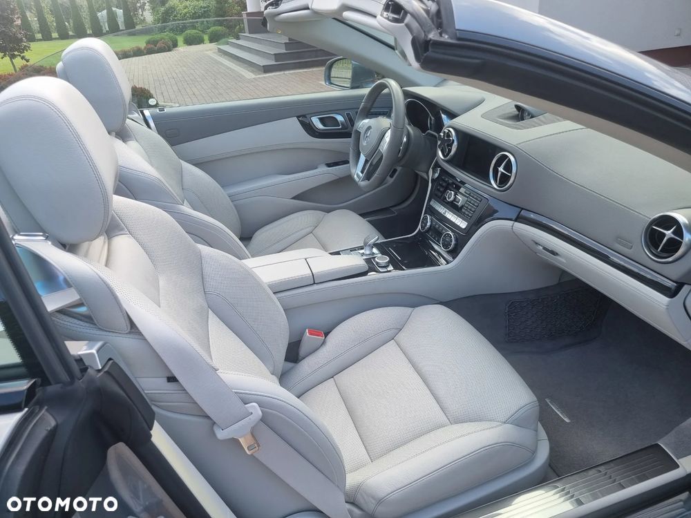 Mercedes-Benz SL 400 7G-TRONIC - 6